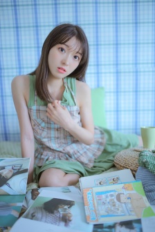 美女射击动作片
